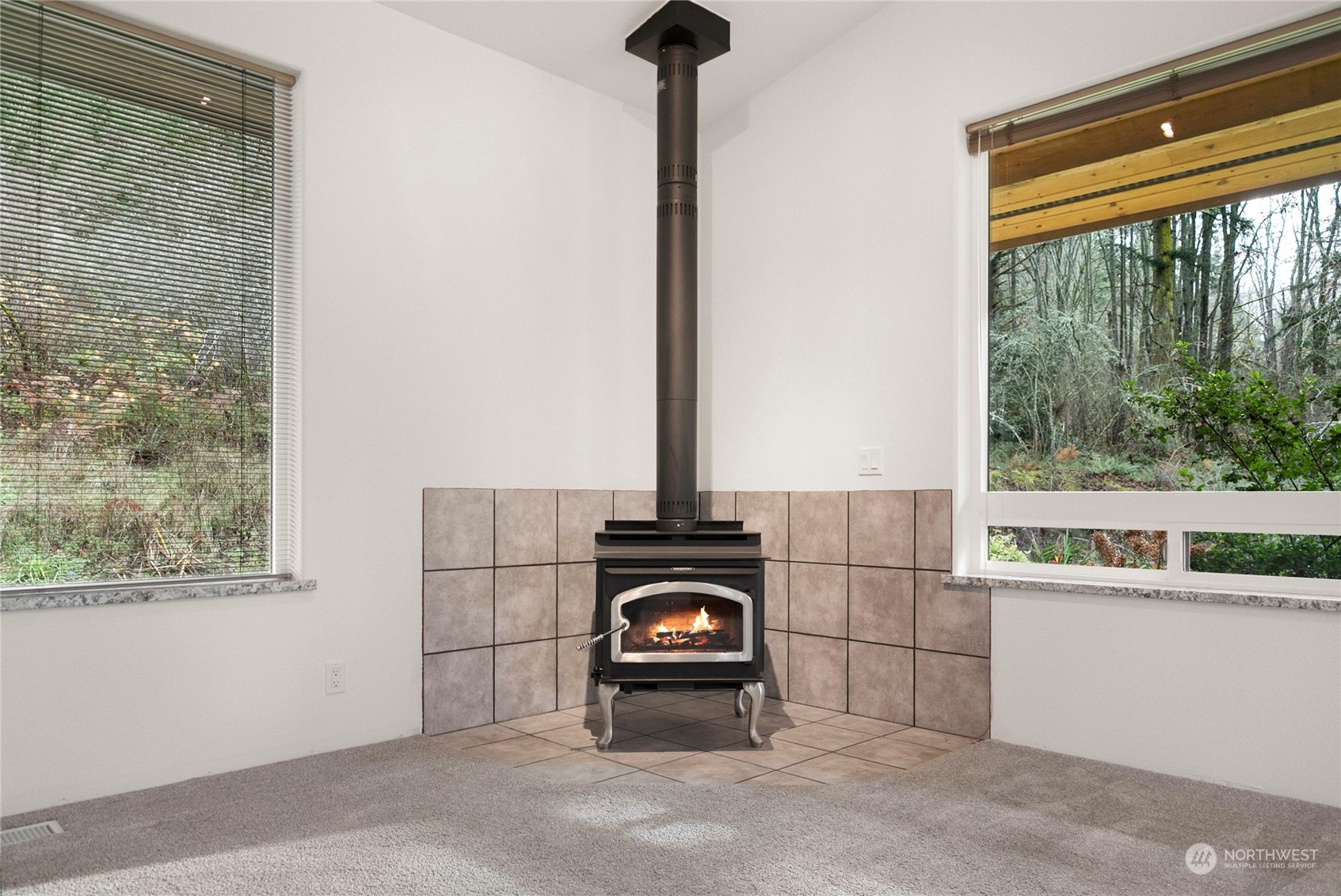 980 Rowe Road Camano Island, WA 98282 - Photo 10 of 37 Gallery Image 10
