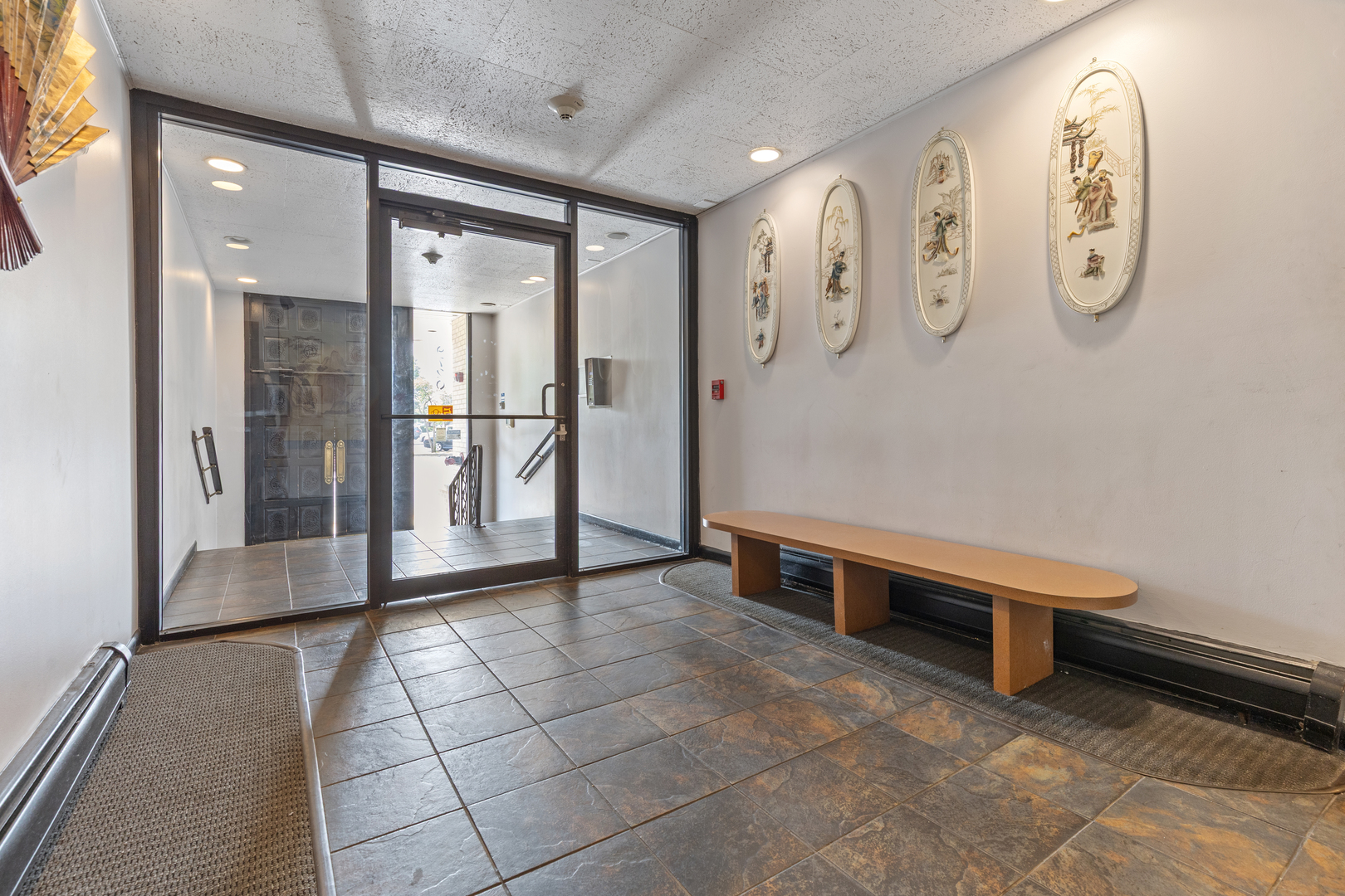 9720 South Pulaski Road, Unit 502 Oak Lawn, IL 60453 - Photo 4 of 20 Gallery Image 4
