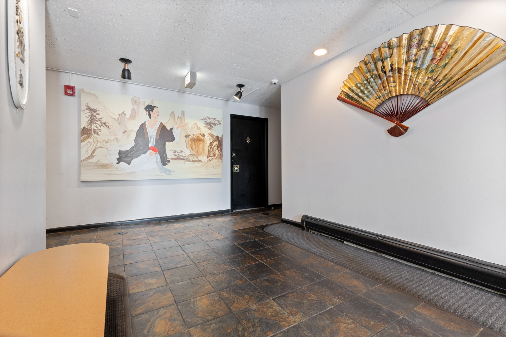 9720 South Pulaski Road, Unit 502 Oak Lawn, IL 60453 - Photo 5 of 20 Gallery Image 5