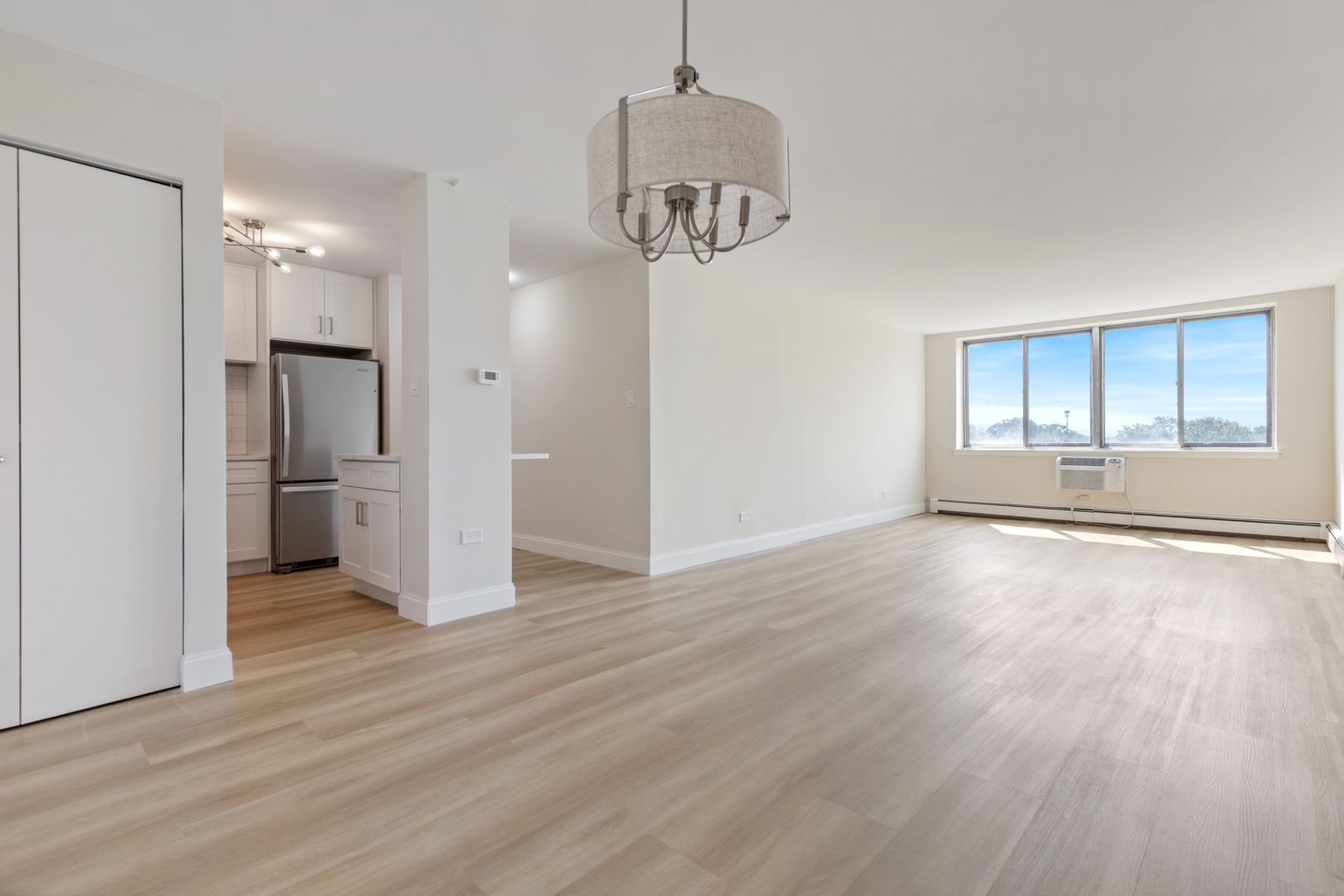9720 South Pulaski Road, Unit 502 Oak Lawn, IL 60453 - Photo 6 of 20 Gallery Image 6