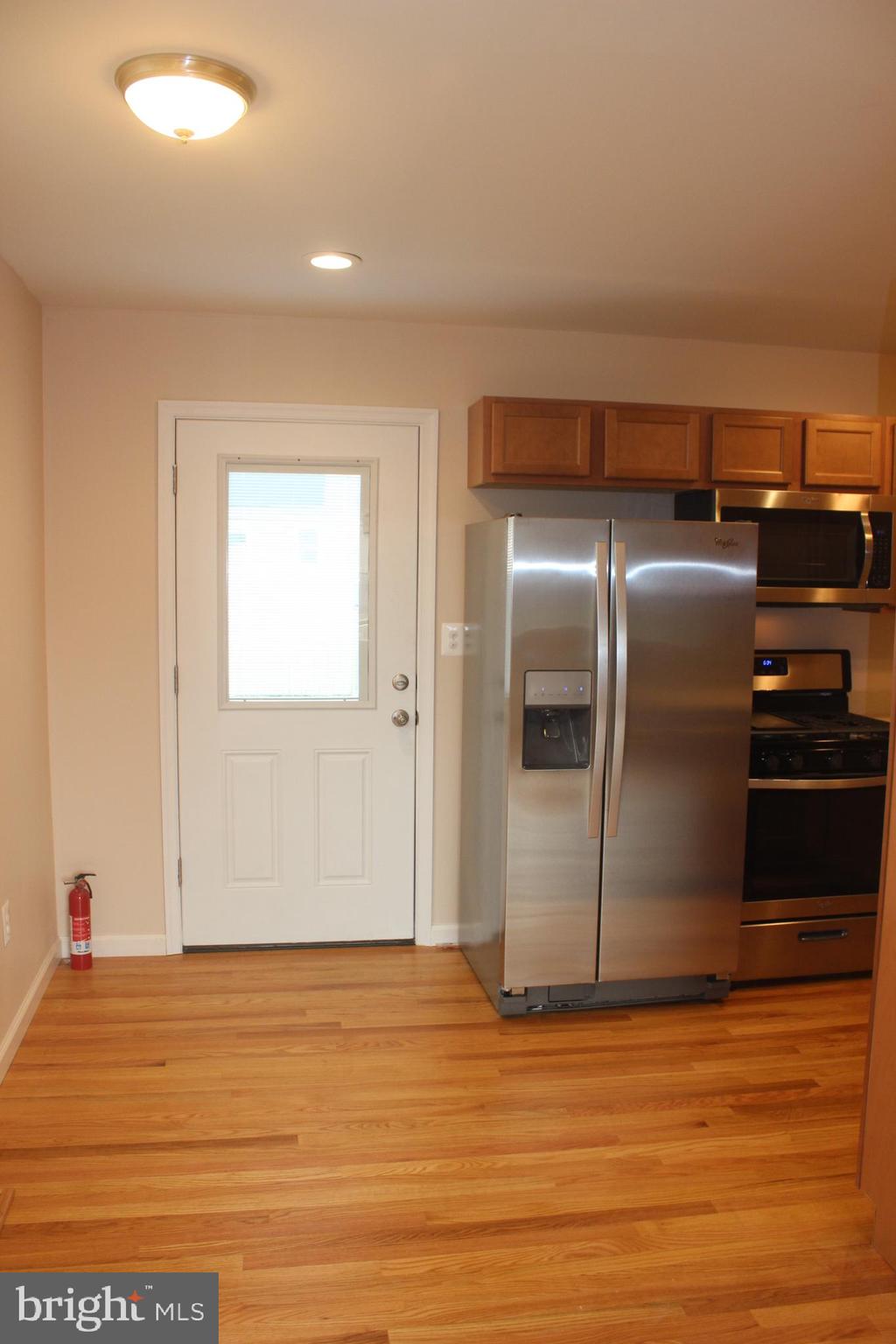 1907 Madison Road Baltimore, MD 21222 - Photo 6 of 47 Room for kitchen table.