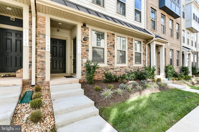 $455,000 | 504 Tassita Lane, Manassas Park, VA 20111