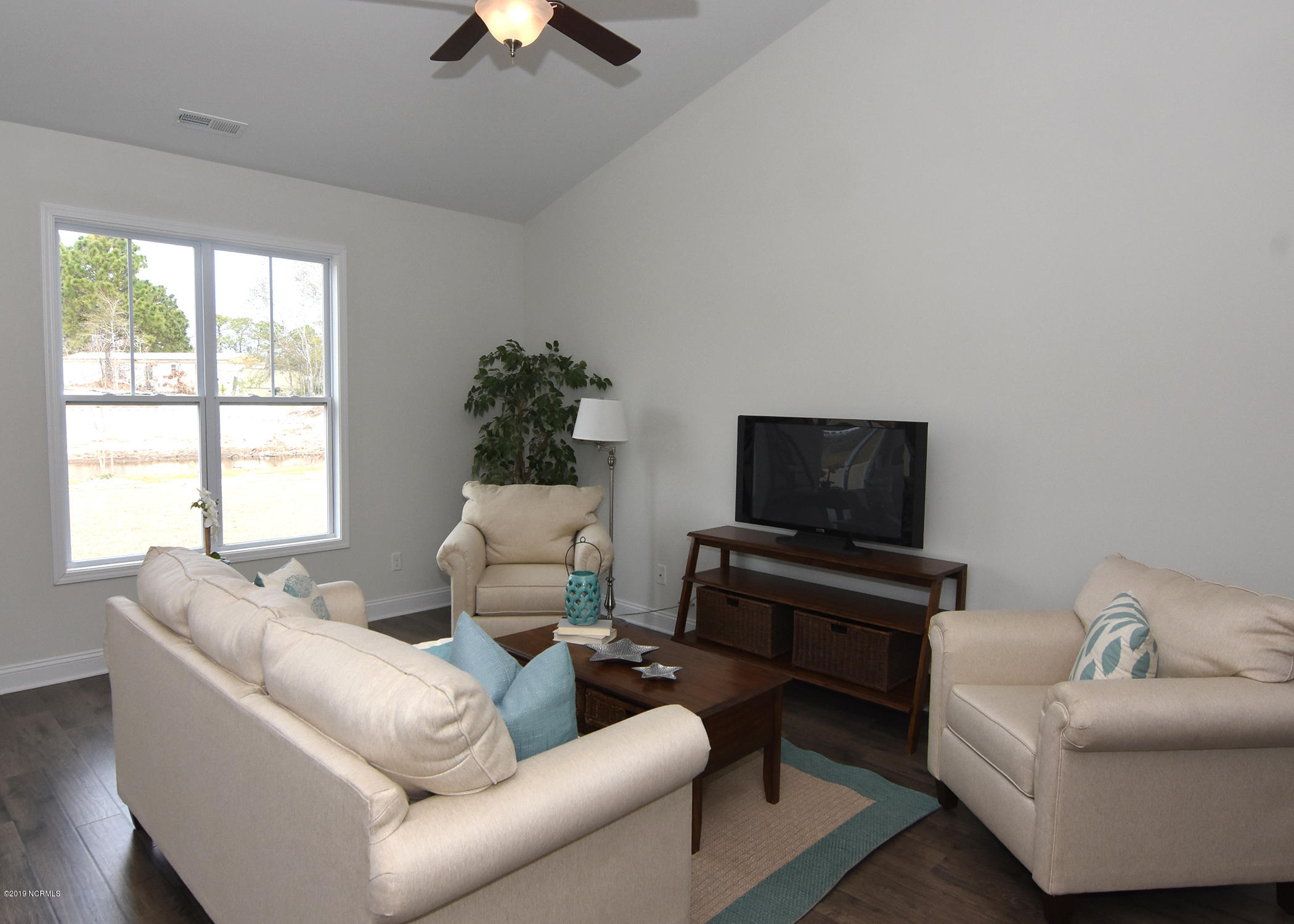 424 Lehigh Road Wilmington, NC 28412 - Photo 5 of 11 Family