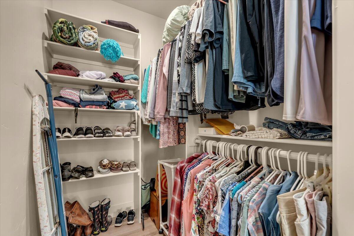 15525 Bowman Road Red Bluff, CA 96080 - Photo 120 of 148 ADU - each have walk-in closets