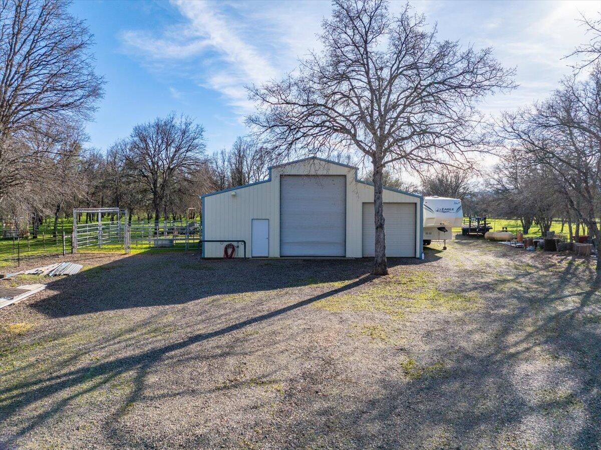15525 Bowman Road Red Bluff, CA 96080 - Photo 3 of 148 Barn
