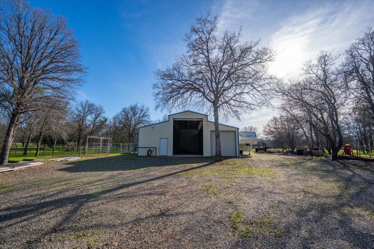 15525 Bowman Road Red Bluff, CA 96080 - Photo 36 of 148 Barn