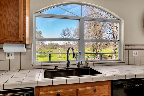 $975,000 | 15525 Bowman Road, Red Bluff, CA 96080