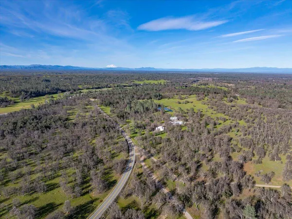 $975,000 | 15525 Bowman Road, Red Bluff, CA 96080