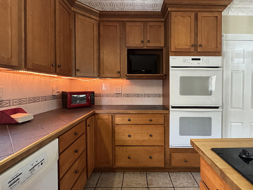 28 Baker Street Clinton, ME 04927 - Photo 7 of 29 KITCHEN-4