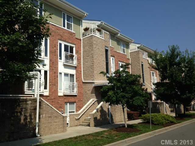 617 Raphael Place, Unit 617 Charlotte, NC 28205 - Photo 1 of 5 Gallery Image 1