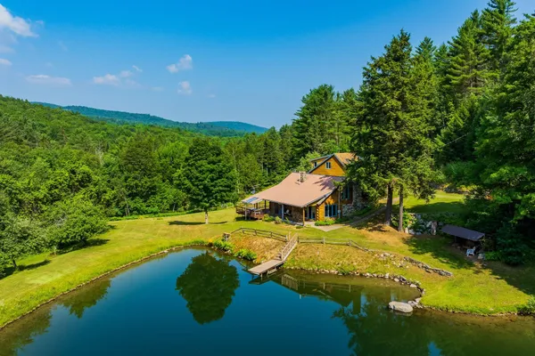 $899,000 | 830 Old Schoolhouse Road, Newbury, VT 05069