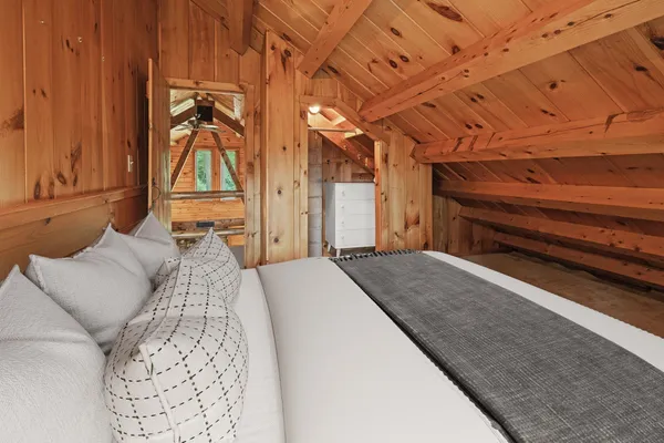 $899,000 | 830 Old Schoolhouse Road, Newbury, VT 05069