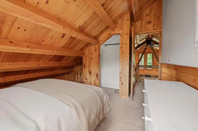 $995,500 | 830 Old Schoolhouse Road, Newbury, VT 05069