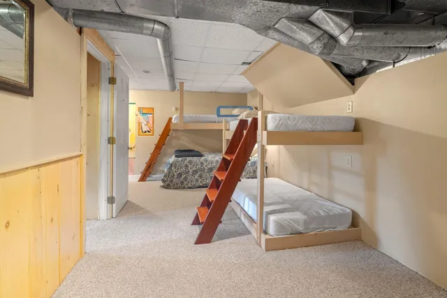 $995,500 | 830 Old Schoolhouse Road, Newbury, VT 05069