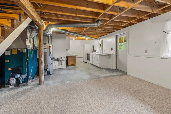 $899,000 | 830 Old Schoolhouse Road, Newbury, VT 05069