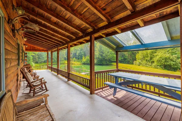 $899,000 | 830 Old Schoolhouse Road, Newbury, VT 05069