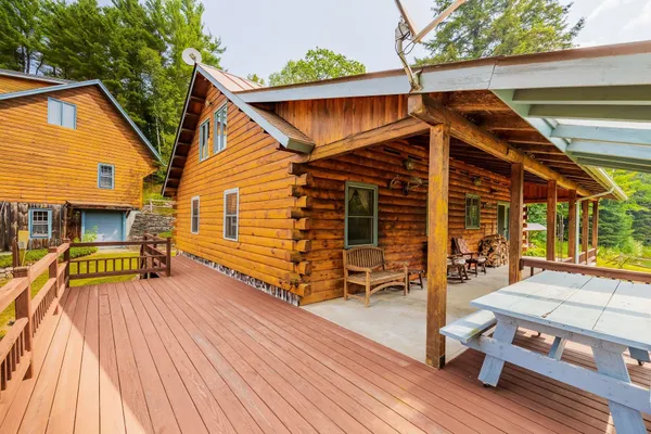 $899,000 | 830 Old Schoolhouse Road, Newbury, VT 05069