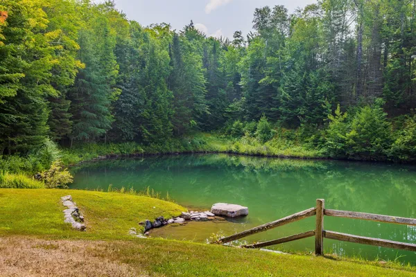 $899,000 | 830 Old Schoolhouse Road, Newbury, VT 05069