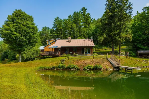 $899,000 | 830 Old Schoolhouse Road, Newbury, VT 05069