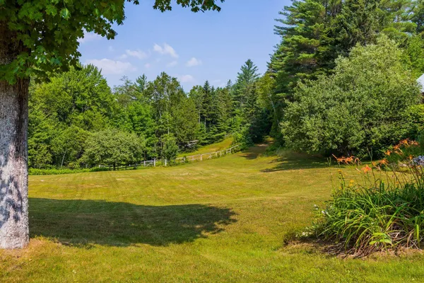 $899,000 | 830 Old Schoolhouse Road, Newbury, VT 05069
