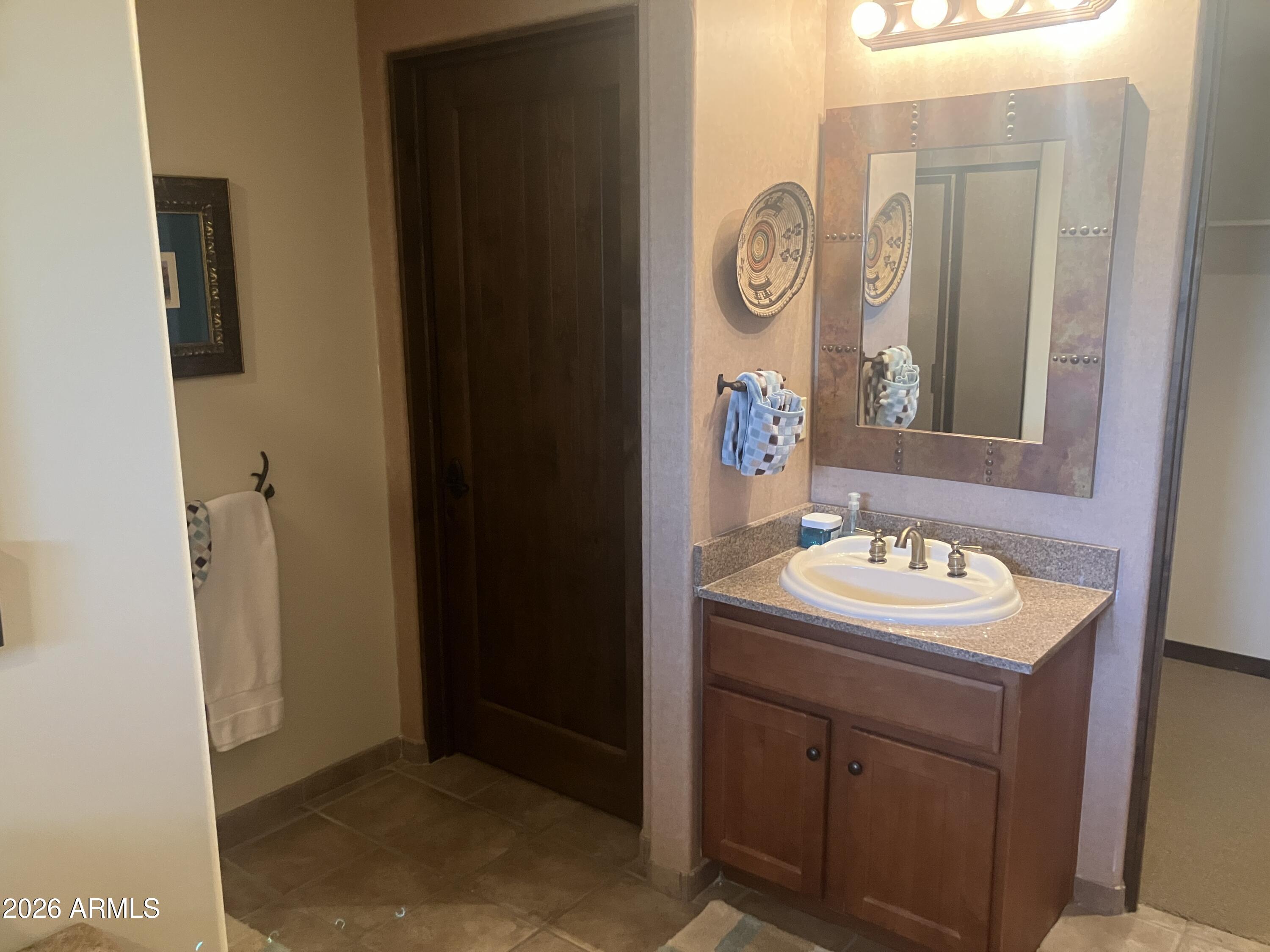 36601 North Mule Train Road, Unit 15A Carefree, AZ 85377 - Photo 27 of 31 Junior Bathroom