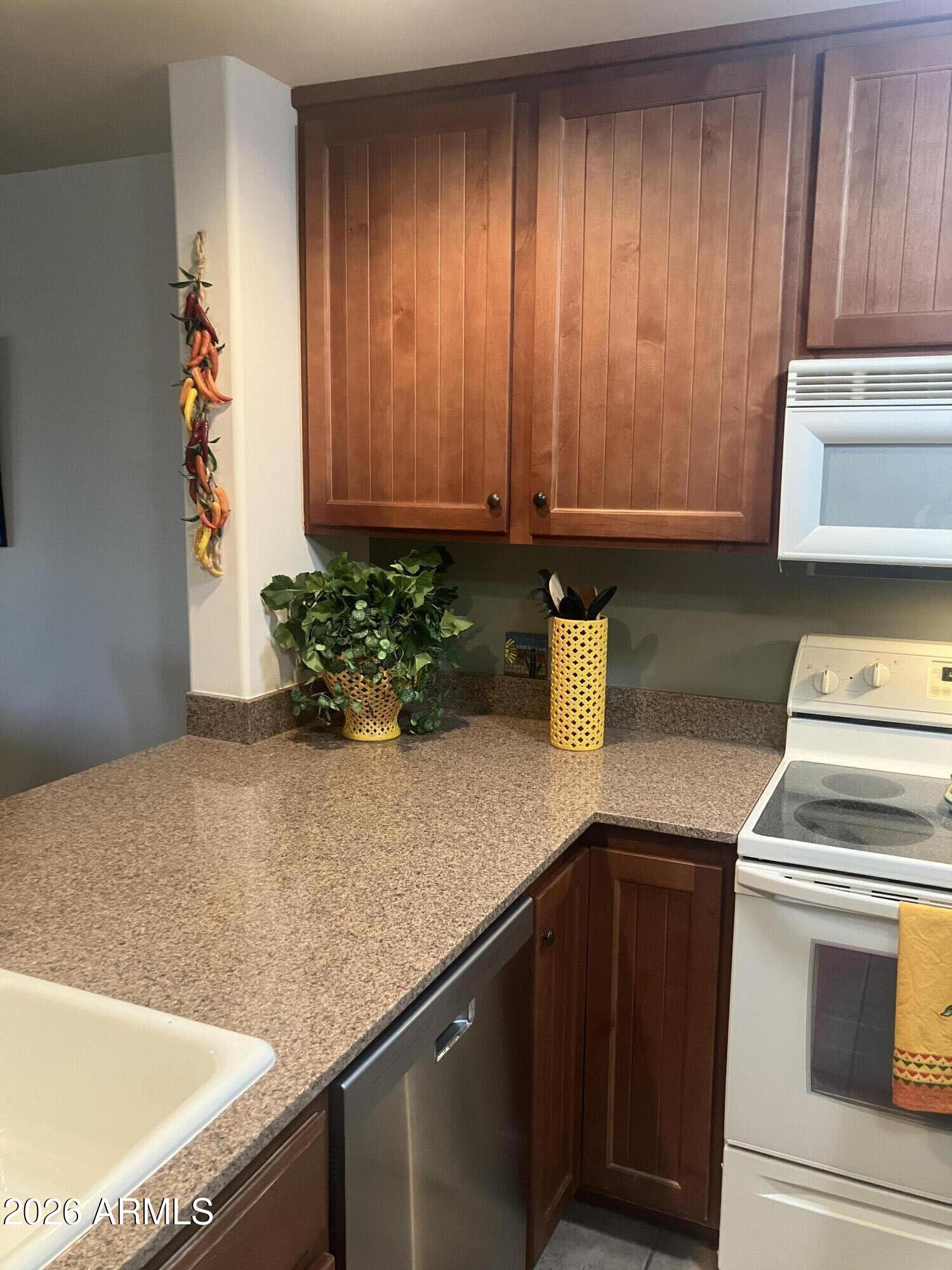 36601 North Mule Train Road, Unit 15A Carefree, AZ 85377 - Photo 5 of 31 Kitchen