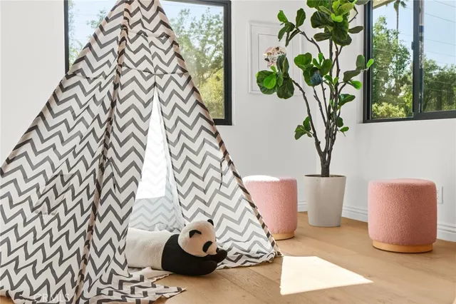 $1,825,000 | 4016 Old Topanga Canyon Road, Calabasas, CA 91302