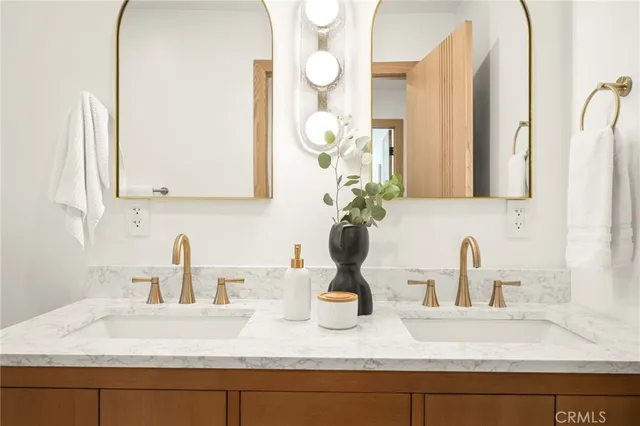 $1,825,000 | 4016 Old Topanga Canyon Road, Calabasas, CA 91302