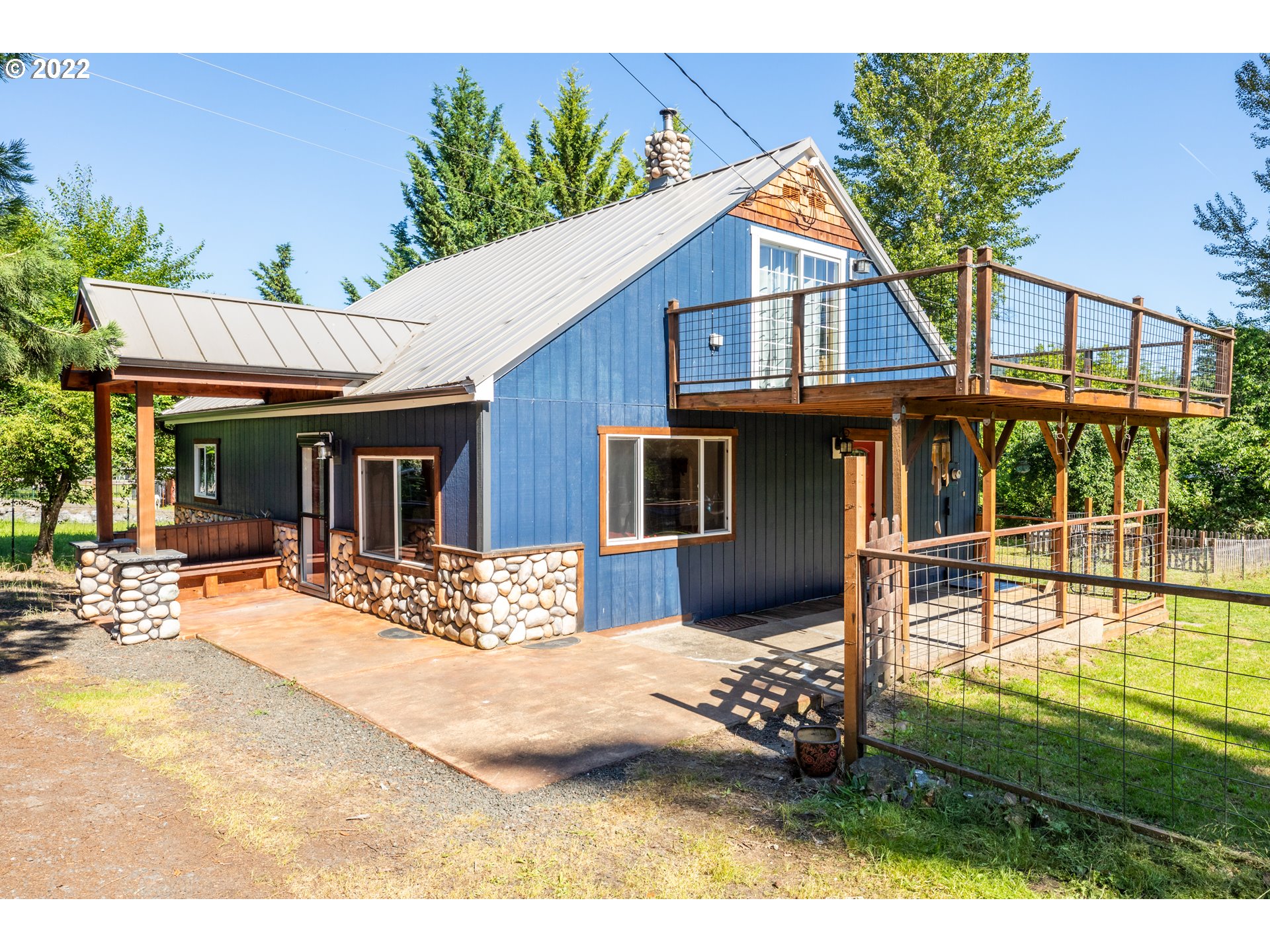 5006 Buckhorn Road Roseburg, OR 97470 - Photo 1 of 32 Gallery Image 1