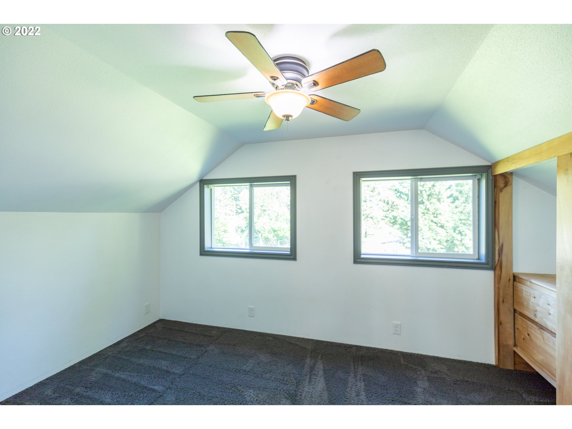 5006 Buckhorn Road Roseburg, OR 97470 - Photo 15 of 32 Bedroom, Owner's Suite