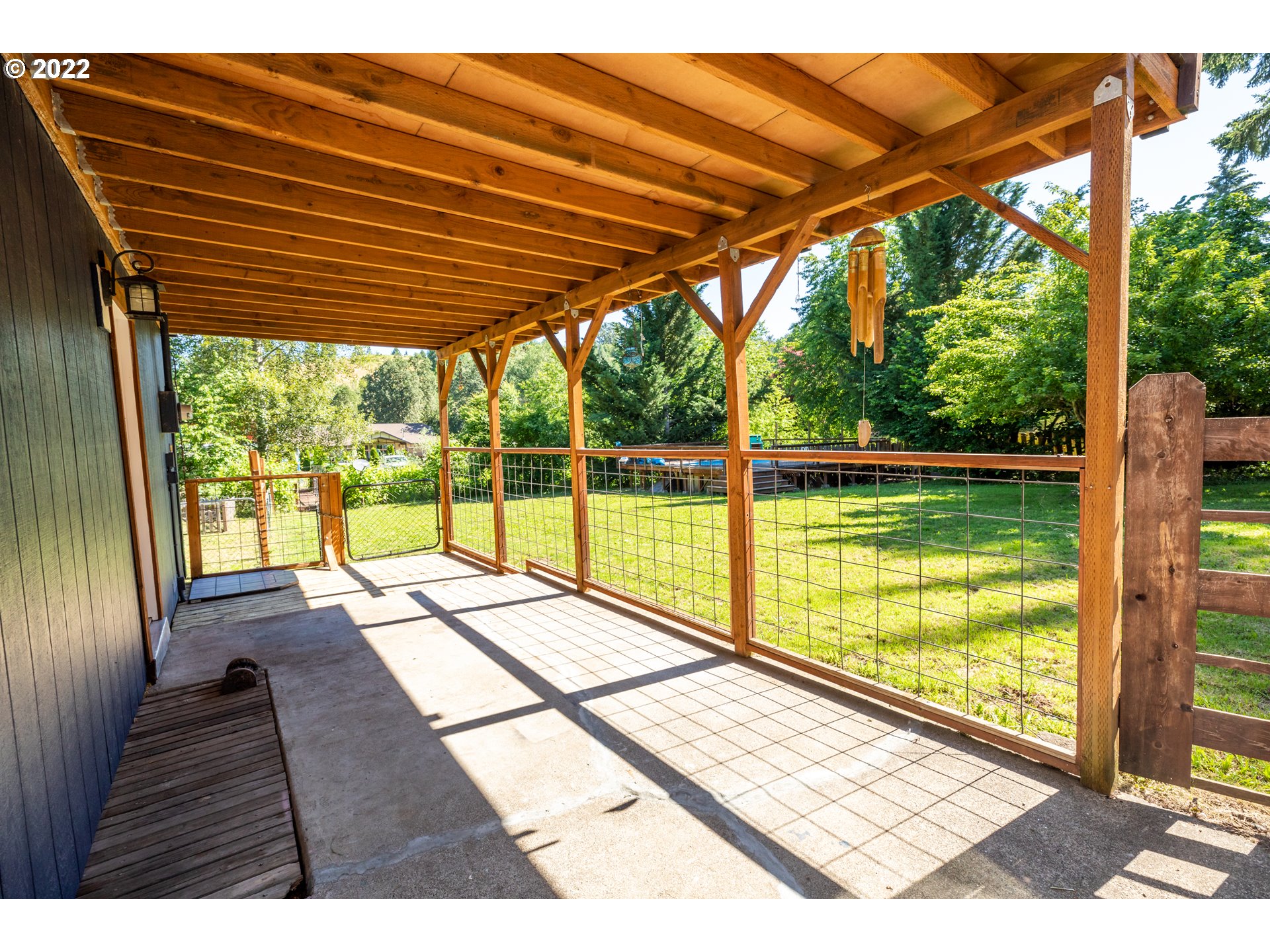 5006 Buckhorn Road Roseburg, OR 97470 - Photo 29 of 32 Covered Patio