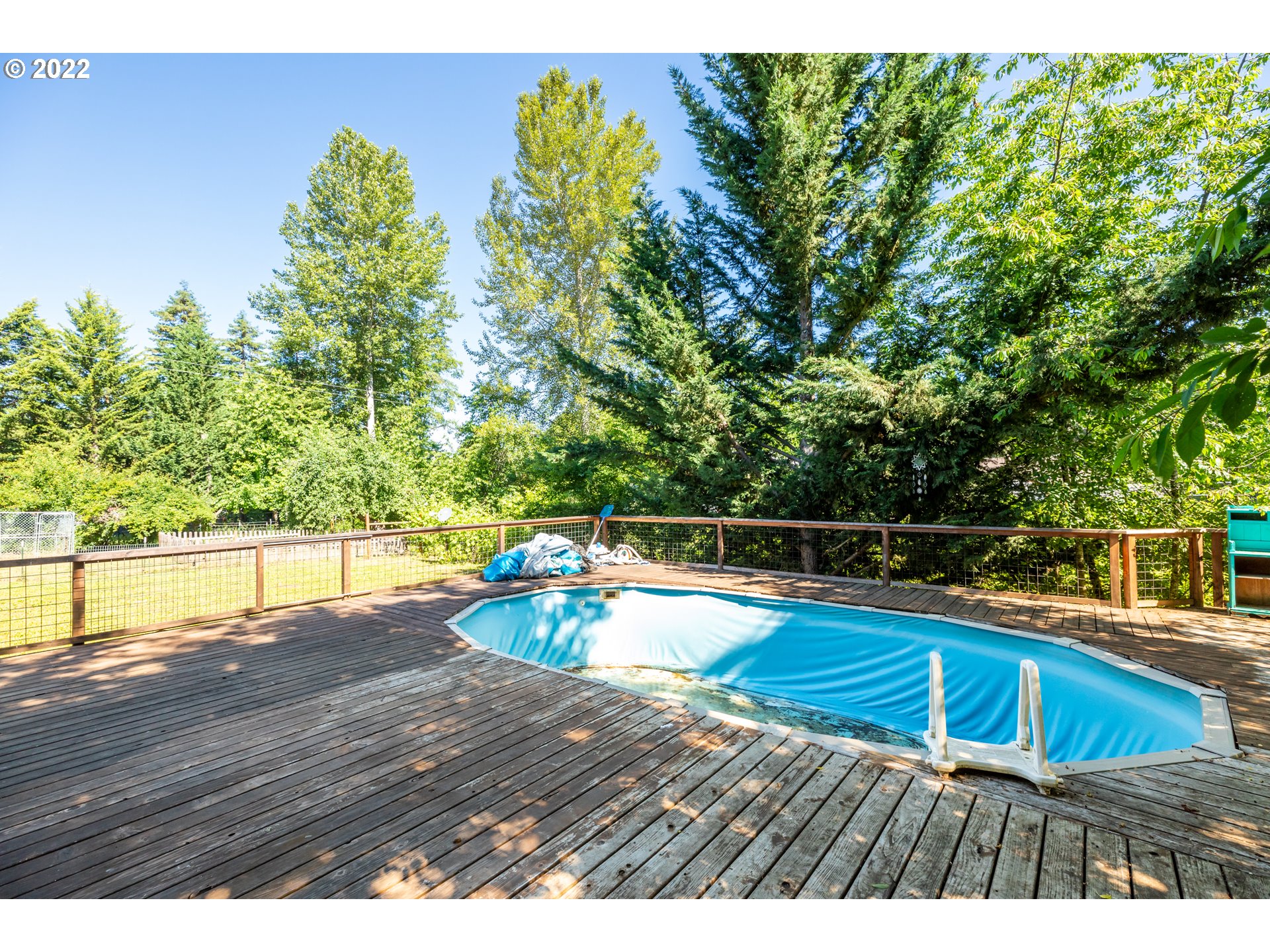 5006 Buckhorn Road Roseburg, OR 97470 - Photo 30 of 32 Swimming Pool