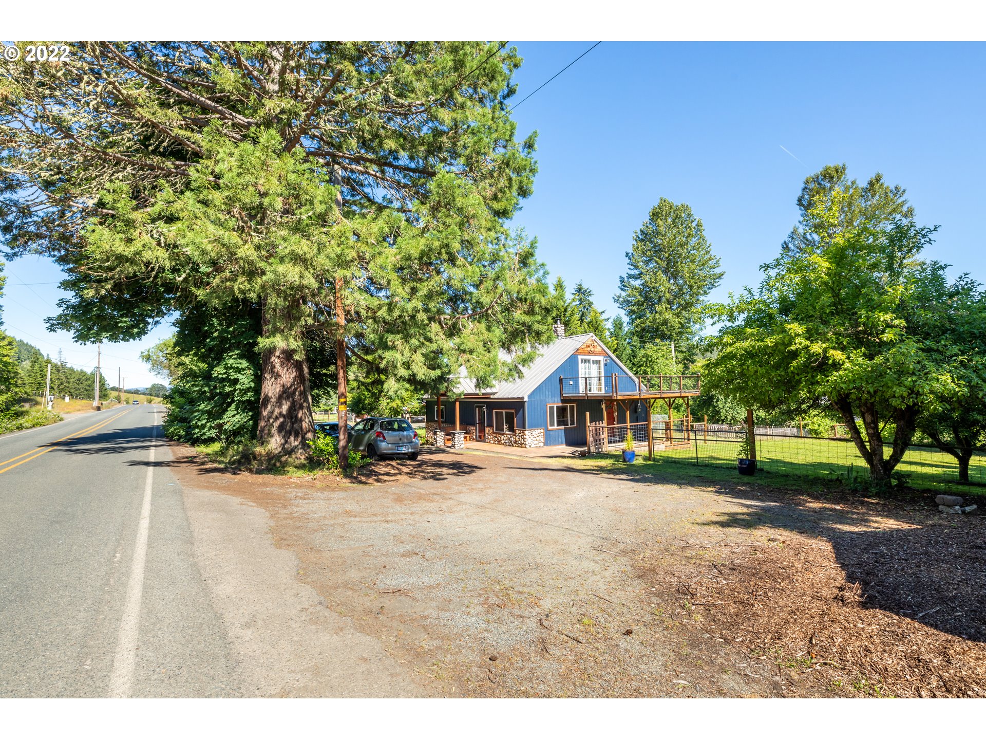 5006 Buckhorn Road Roseburg, OR 97470 - Photo 5 of 32 Gallery Image 5