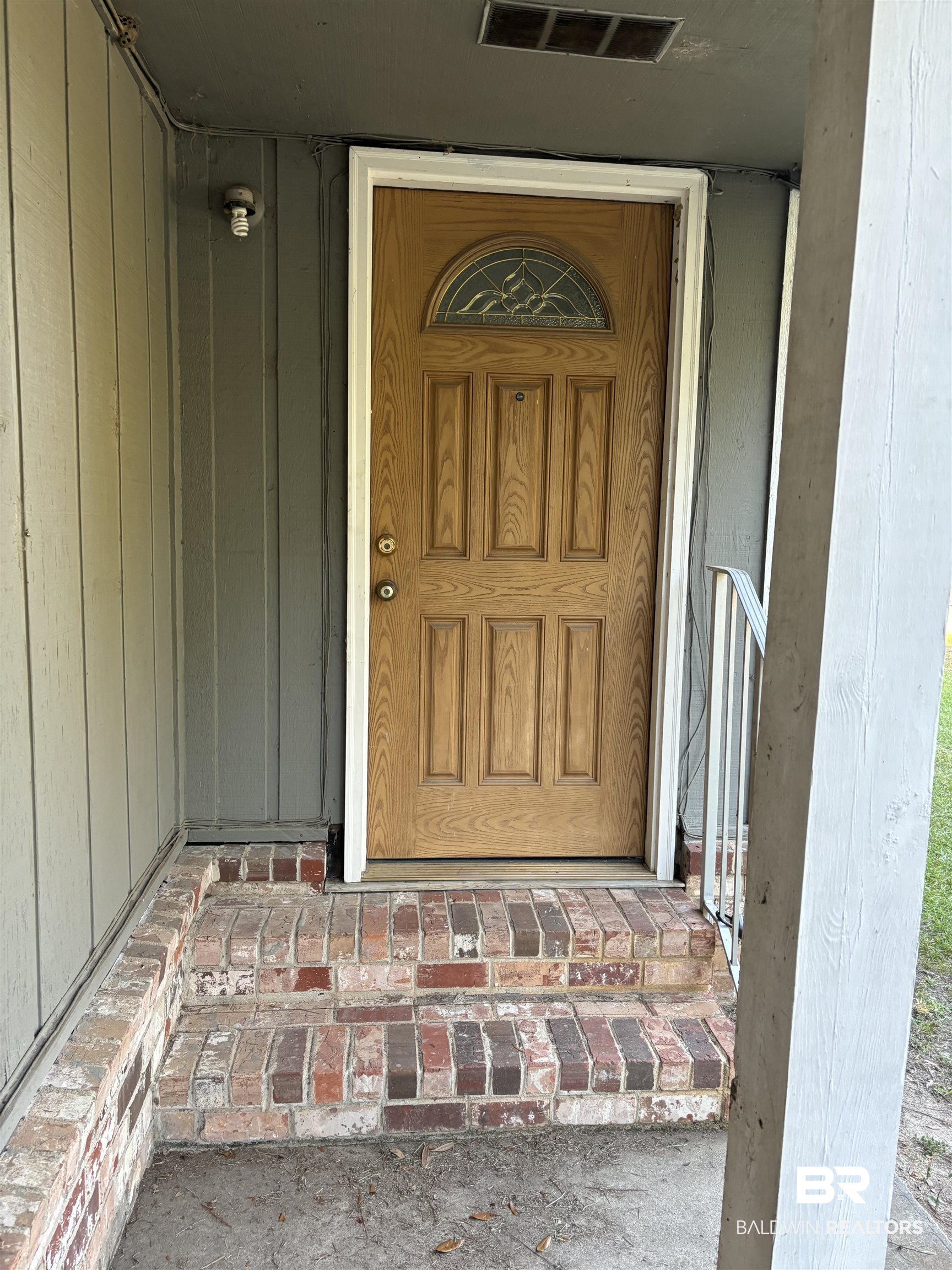 17495 County Road 48 Robertsdale, AL 36567 - Photo 4 of 37 View of property entrance