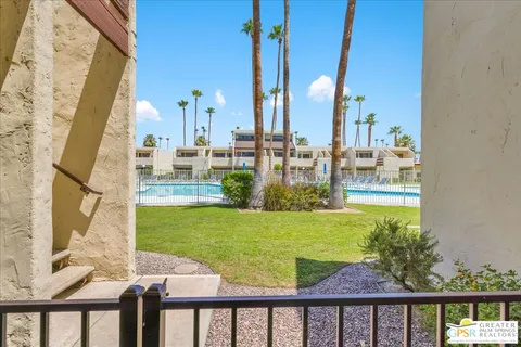 $229,000 | 1655 East Palm Canyon Drive, Unit 609, Palm Springs, CA 92264
