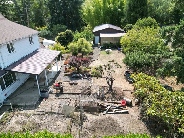 $215,000 | 202 Northeast Fulton Street, Roseburg, OR 97470