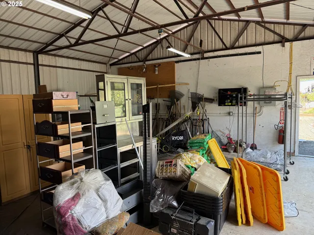 $215,000 | 202 Northeast Fulton Street, Roseburg, OR 97470