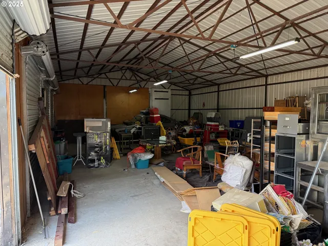 $215,000 | 202 Northeast Fulton Street, Roseburg, OR 97470