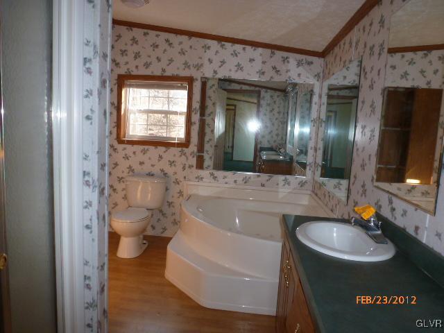 1982 Weisstown Road Boyertown, PA 19512 - Photo 10 of 14 Gallery Image 10