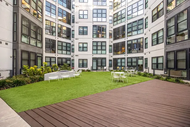 $628,000 | 800 Embassy Drive, Unit 229, Austin, TX 78702