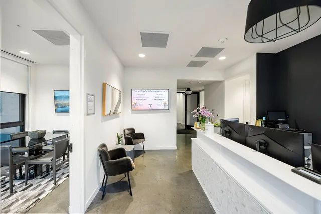 $628,000 | 800 Embassy Drive, Unit 229, Austin, TX 78702