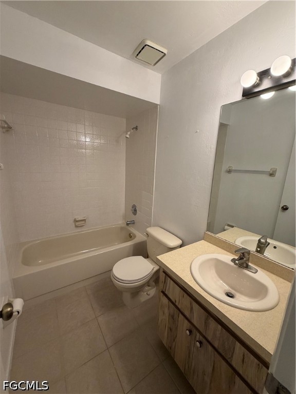 1100 Pondella Road, Unit 810 Cape Coral, FL 33909 - Photo 9 of 19