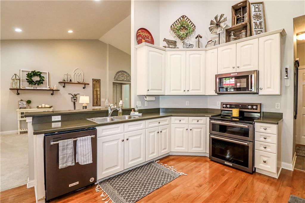 15074 Keel Road Fishers, IN 46040 - Photo 15 of 60 Gallery Image 15