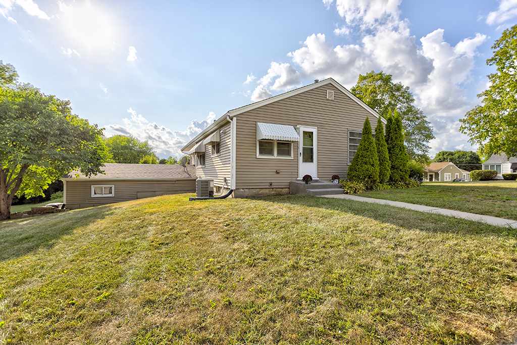 2721 Pelham Road Rockford, IL 61107 - Photo 26 of 29 Gallery Image 26