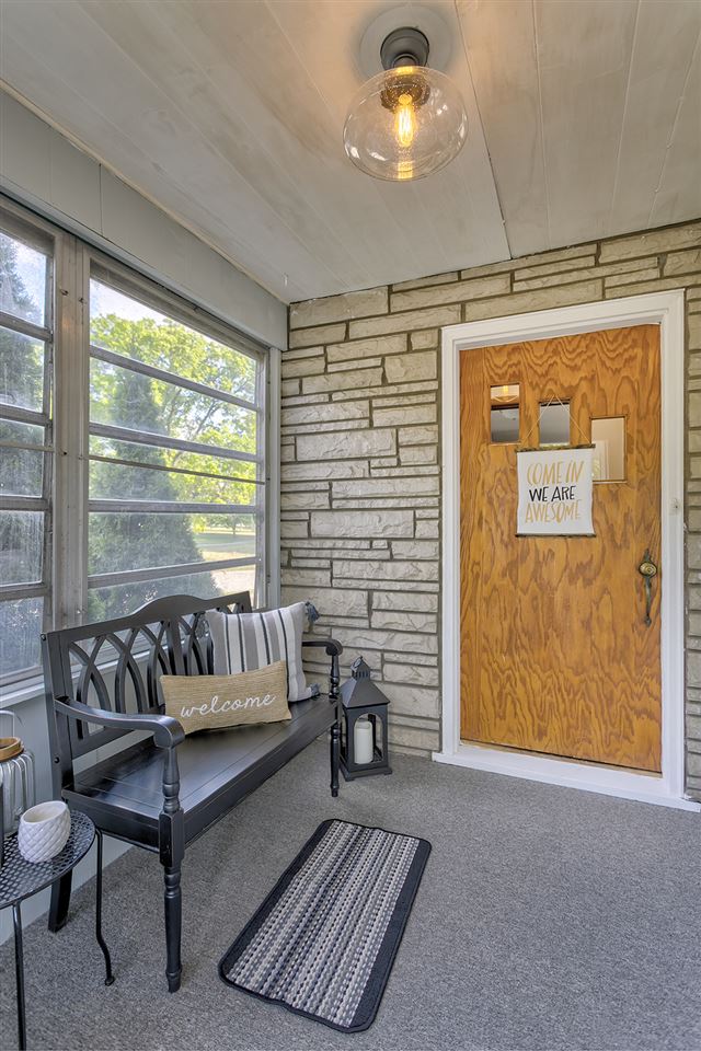 2721 Pelham Road Rockford, IL 61107 - Photo 3 of 29 Gallery Image 3