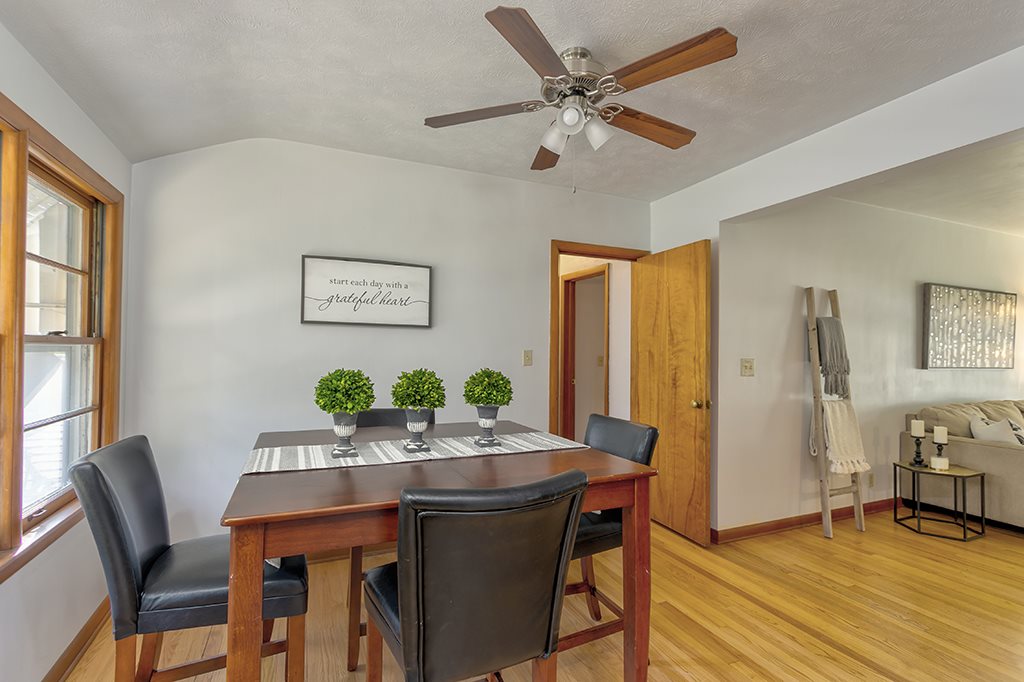 2721 Pelham Road Rockford, IL 61107 - Photo 9 of 29 Gallery Image 9