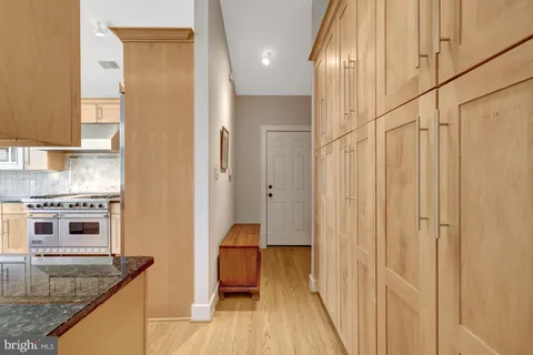 $1,875,000 | 1432 Waggaman Circle, McLean, VA 22101