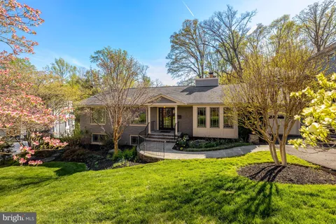 $1,875,000 | 1432 Waggaman Circle, McLean, VA 22101