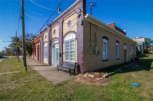 $399,000 | 6095 Hoot Owl Lane, Flowery Branch, GA 30542