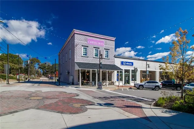 $399,000 | 6095 Hoot Owl Lane, Flowery Branch, GA 30542